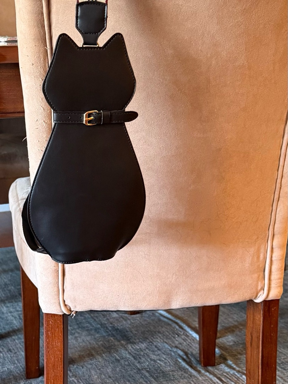 Black Cat-Shaped Crossbody Bag